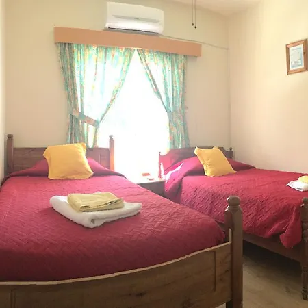 Cozy Holiday Flat In Near Foinikoudes * لارنكا